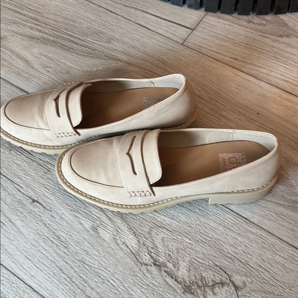 Dolce Vita Women’s Loafers - Picture 7 of 7